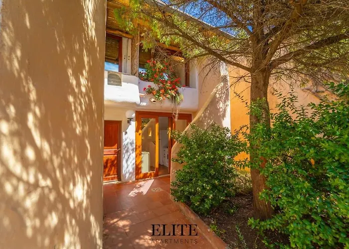 Apartment Villa Piccolo Pevero - Accesso A Mare Privato E Piscina